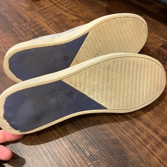 Rothys sneaker - Picture 3 of 6